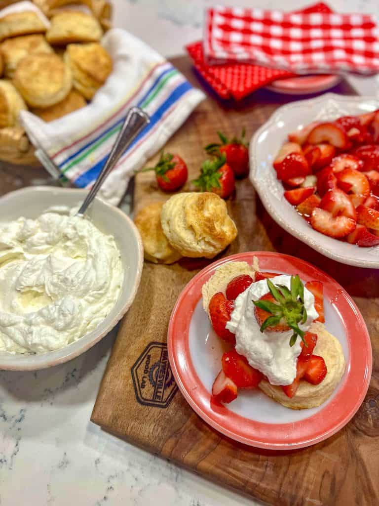 strawberry shortcakes and fixings