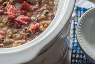 Slow-Cooker Southern-Style Blackeye Peas. Dried blackeye peas cooked in a slow-cooker with ham hocks, sweet onion and seasoning.