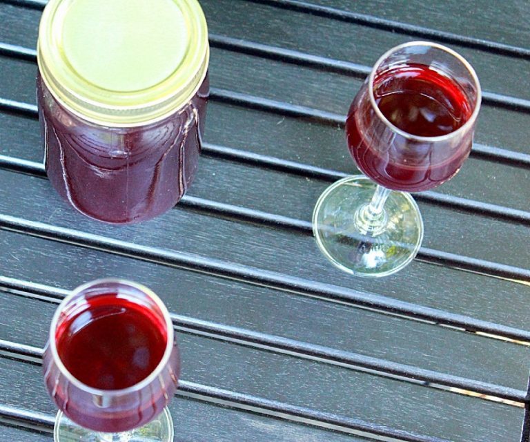 Blackberry Cordial Syrup and Biscuits