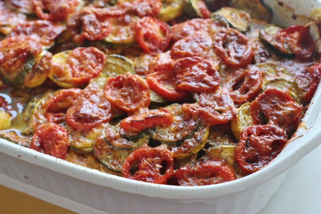 Summer Vegetable Casserole. Layers of squash, zucchini, tomatoes, cheese, herbs and spices. #tomato #casserole #squash #zucchini #southern